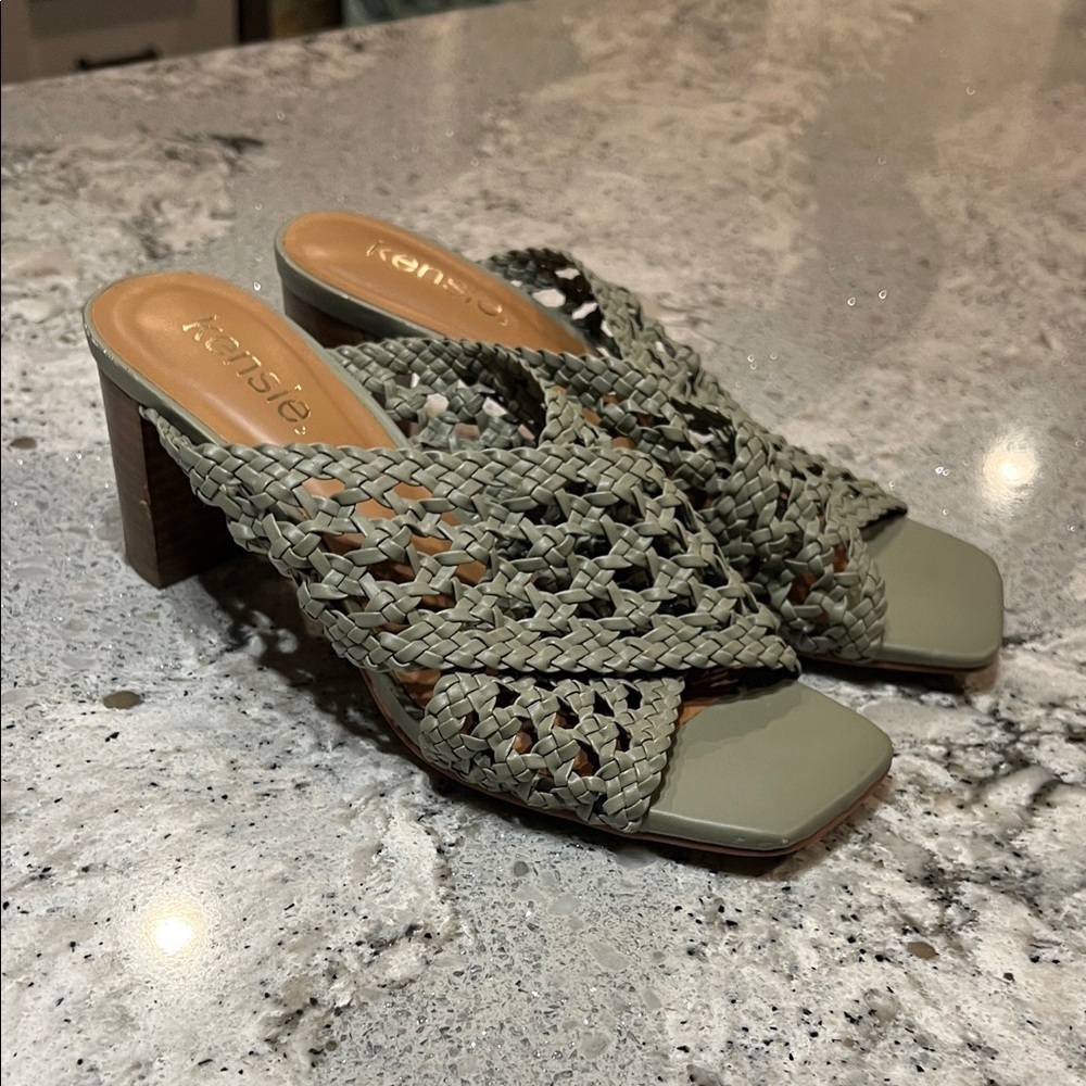 Kensie Women's Green Woven Block Heels 6 - Picture 1 of 9